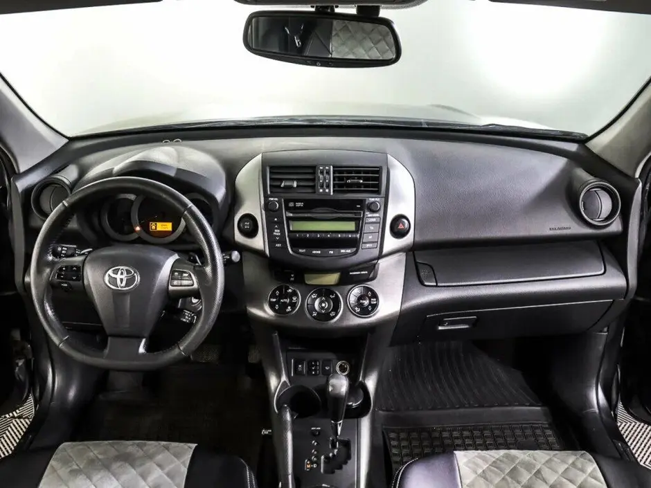 Toyota RAV4, 2012 г.