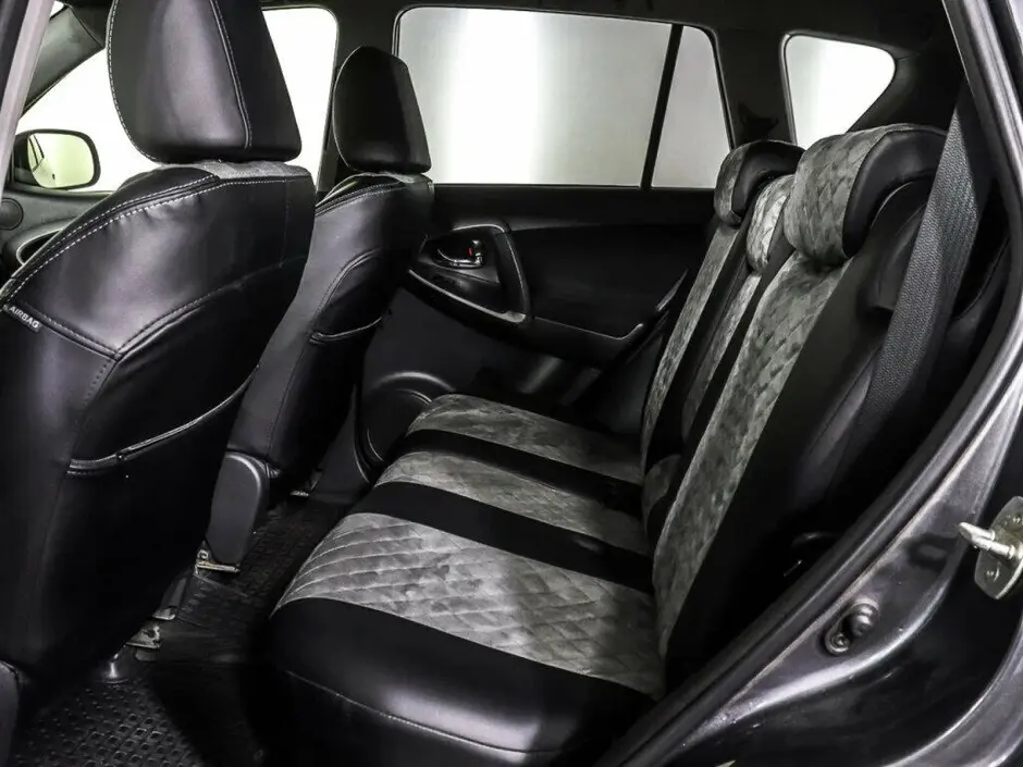 Toyota RAV4, 2012 г.