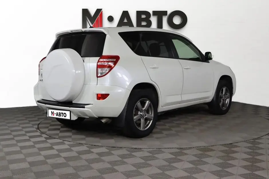 Toyota RAV4, 2012 г.