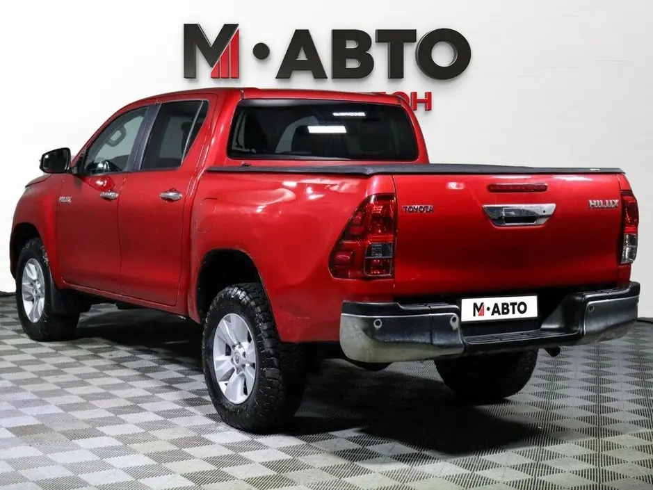 Toyota Hilux, 2015 г.