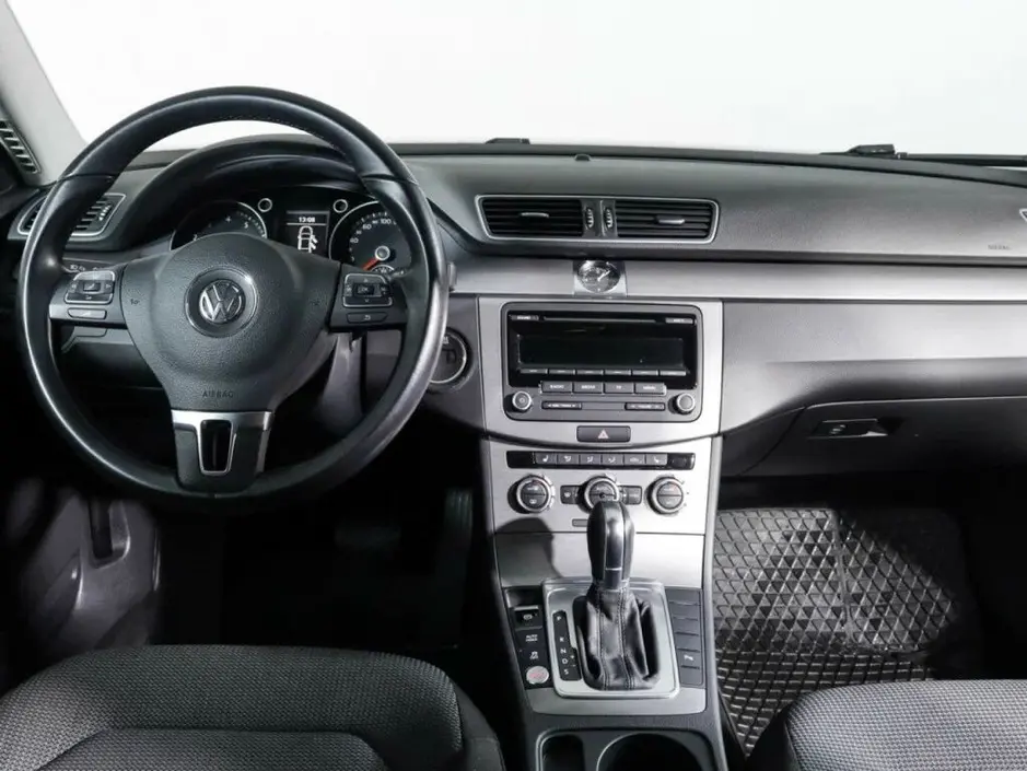 Volkswagen Passat, 2013 г.