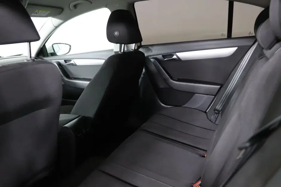 Volkswagen Passat, 2012 г.