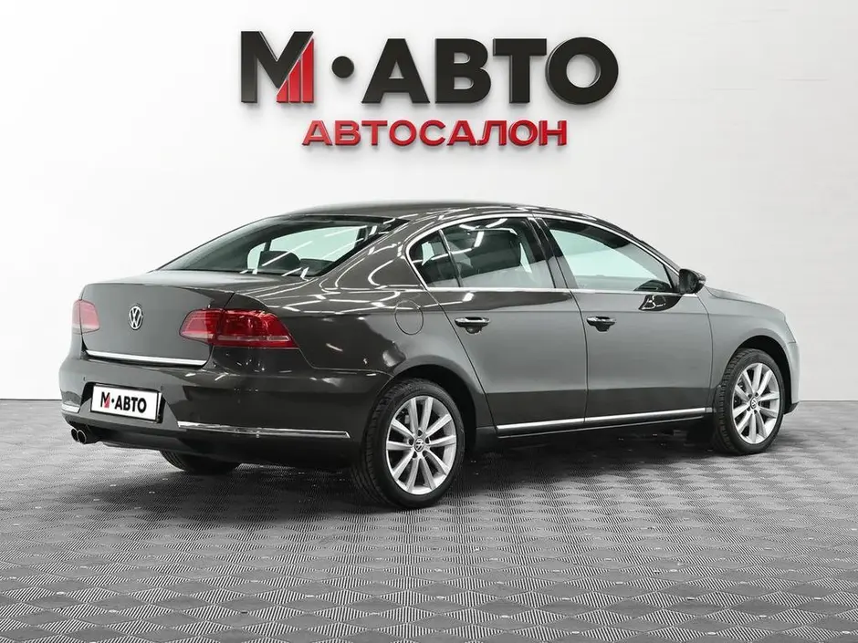 Volkswagen Passat, 2012 г.