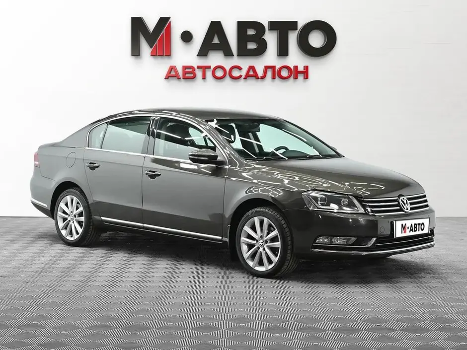 Volkswagen Passat, 2012 г.
