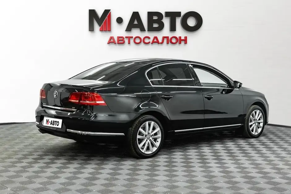 Volkswagen Passat, 2012 г.