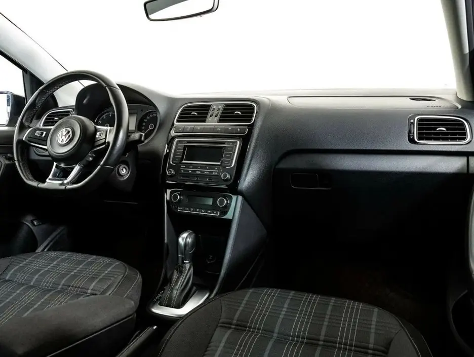 Volkswagen Polo, 2017 г.