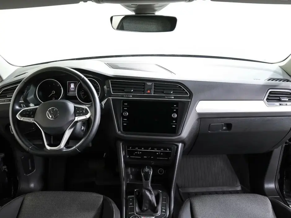 Volkswagen Tiguan, 2021 г.