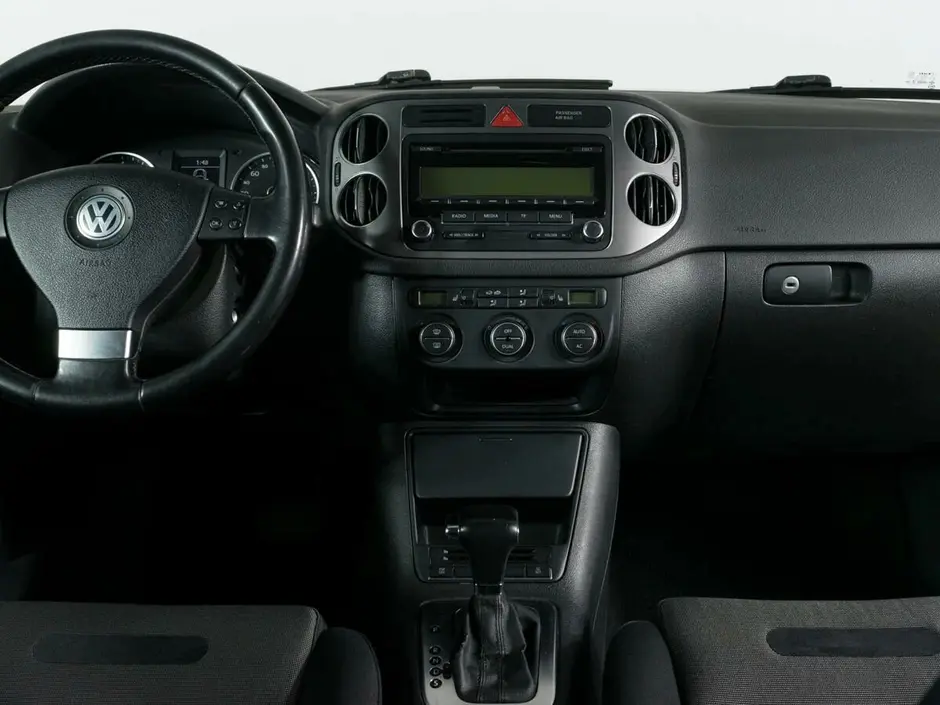 Volkswagen Tiguan, 2010 г.