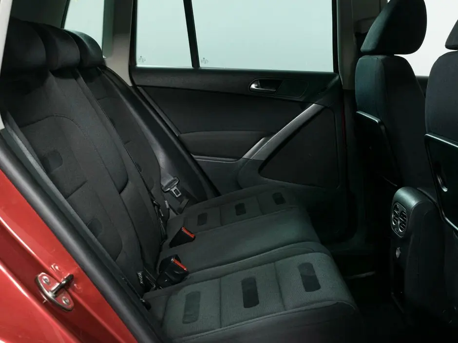 Volkswagen Tiguan, 2010 г.