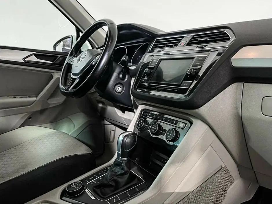 Volkswagen Tiguan, 2018 г.