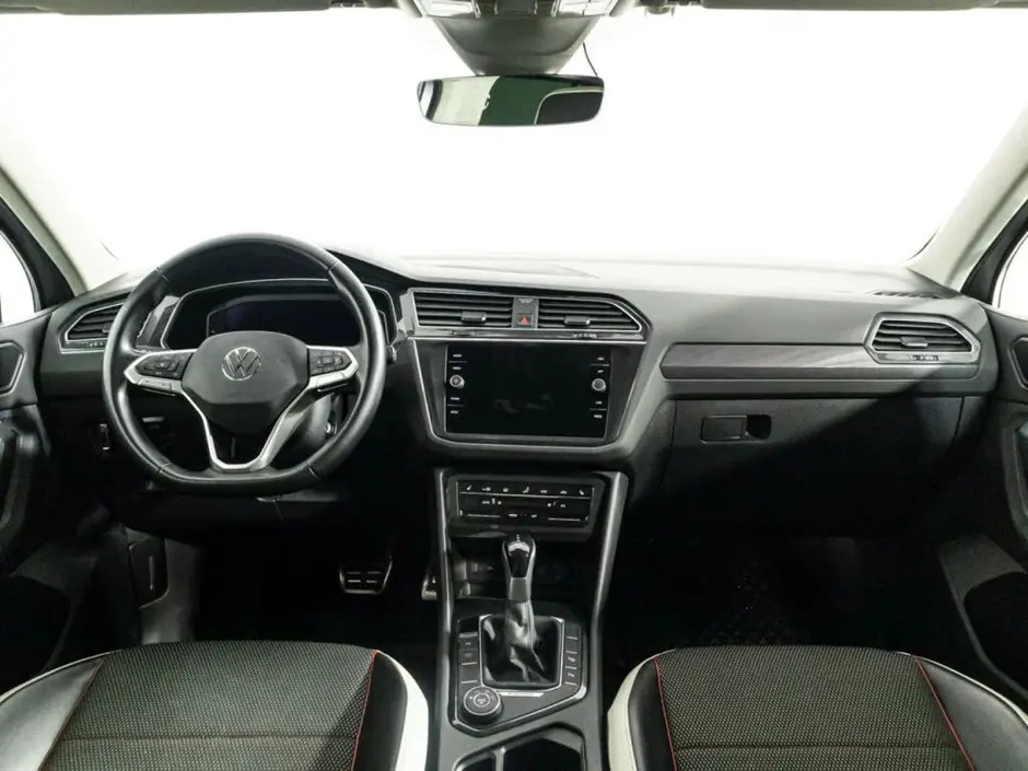 Volkswagen Tiguan, 2020 г.