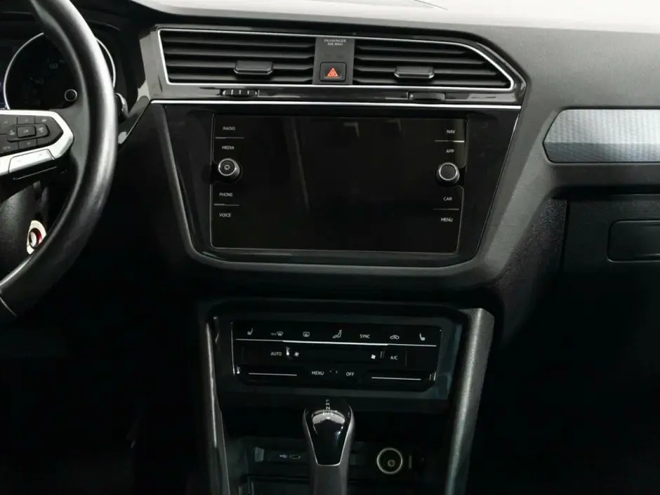 Volkswagen Tiguan, 2020 г.