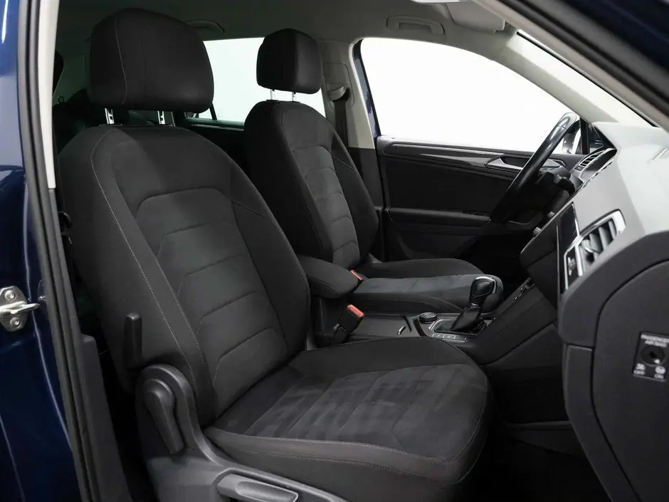 Volkswagen Tiguan, 2020 г.