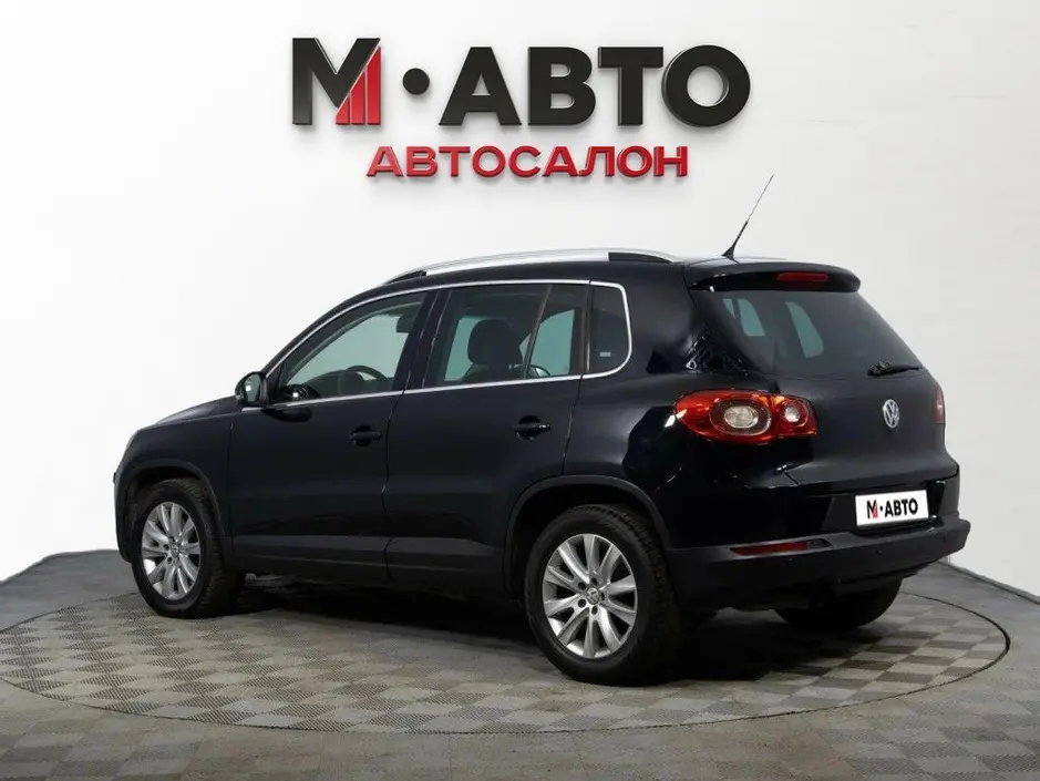 Volkswagen Tiguan, 2010 г.