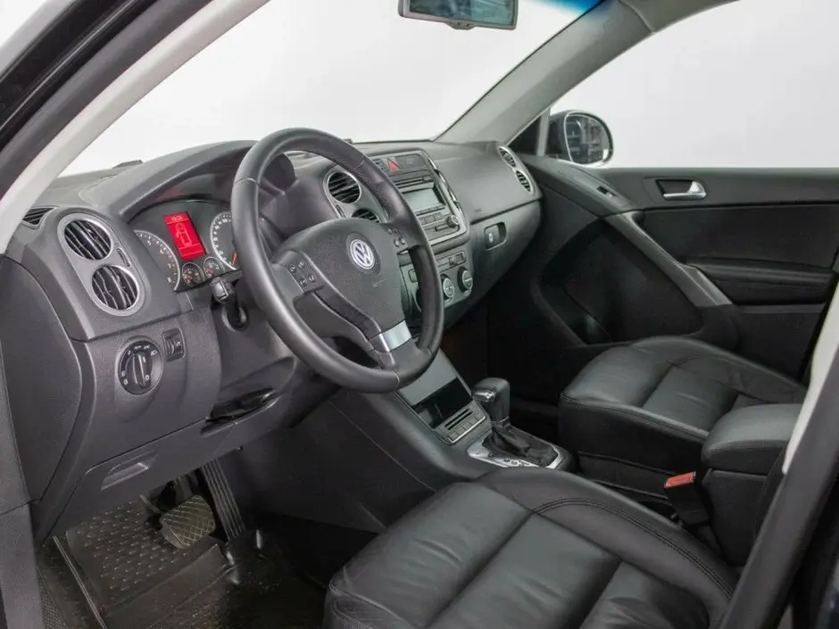 Volkswagen Tiguan, 2010 г.