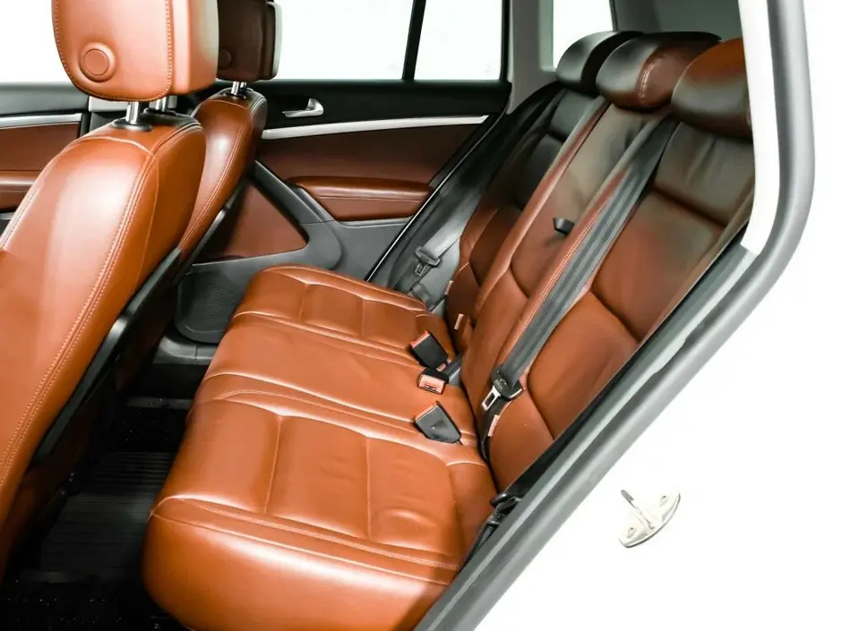 Volkswagen Tiguan, 2015 г.