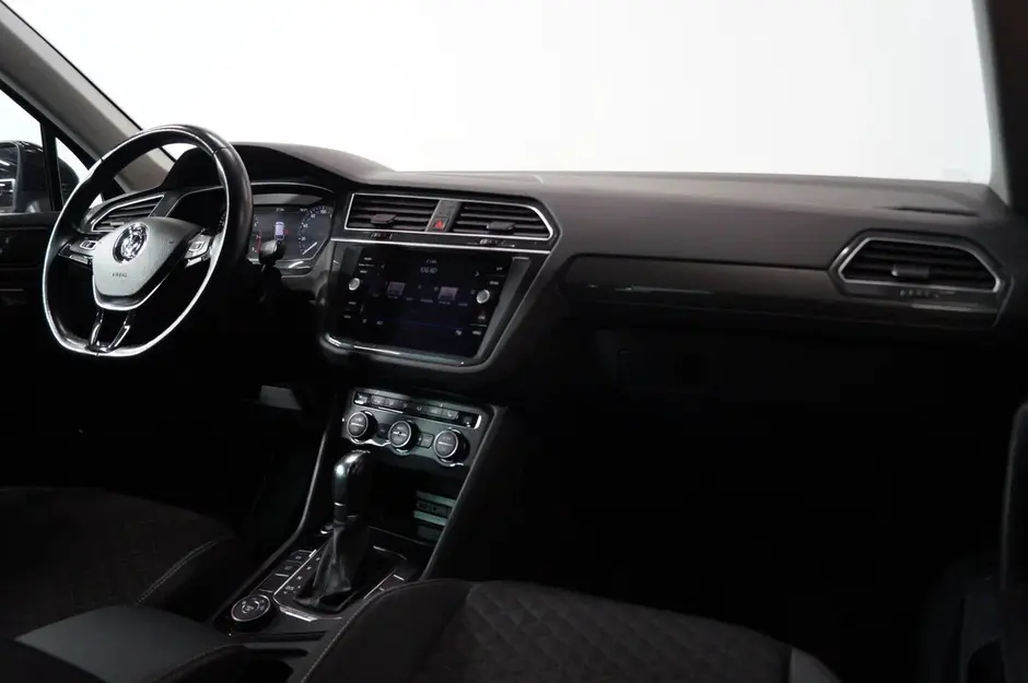 Volkswagen Tiguan, 2017 г.