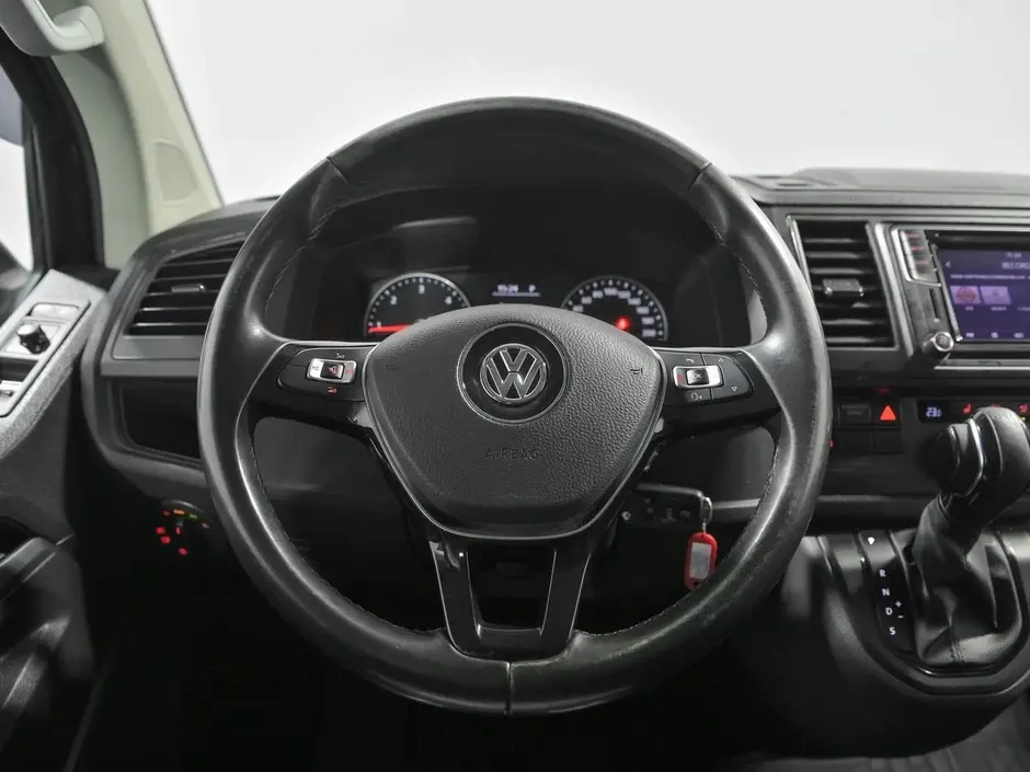 Volkswagen Caravelle, 2017 г.