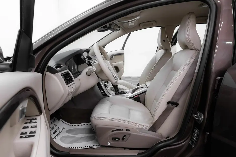 Volvo XC70, 2013 г.