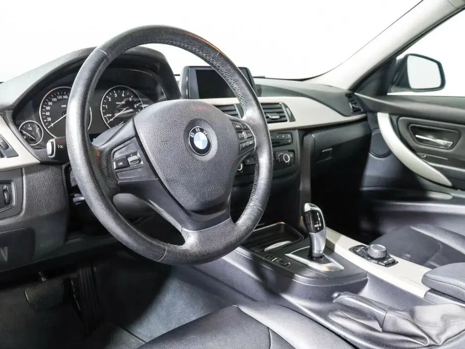 BMW 3 серии, 2015 г.