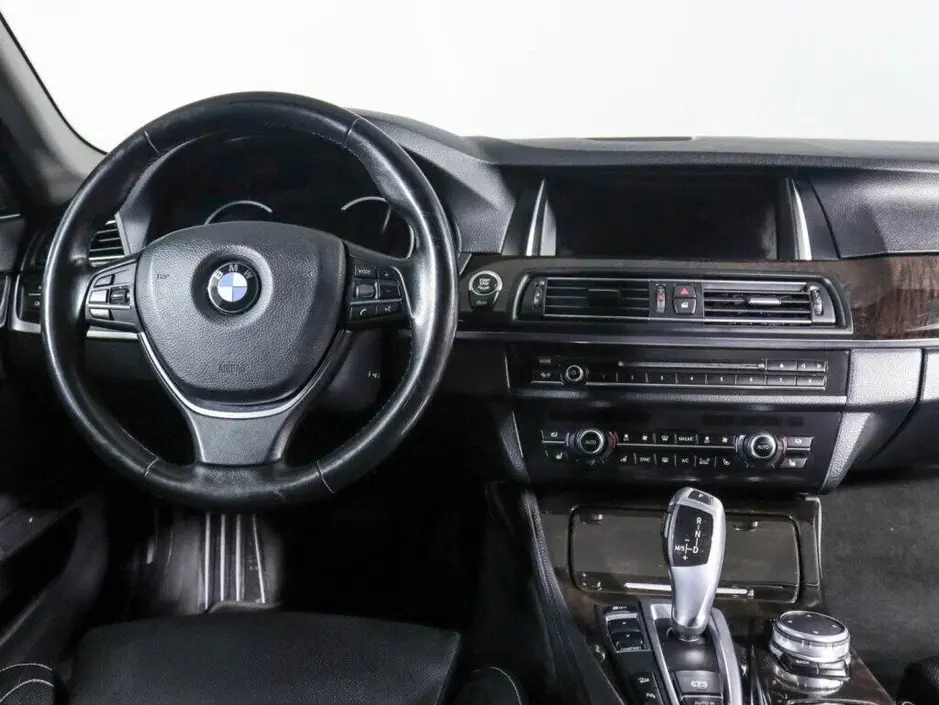 BMW 5 серии, 2015 г.