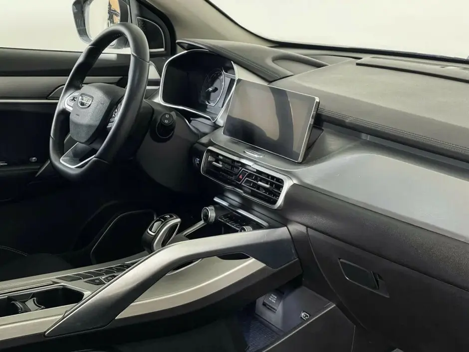 Geely Coolray, 2022 г.