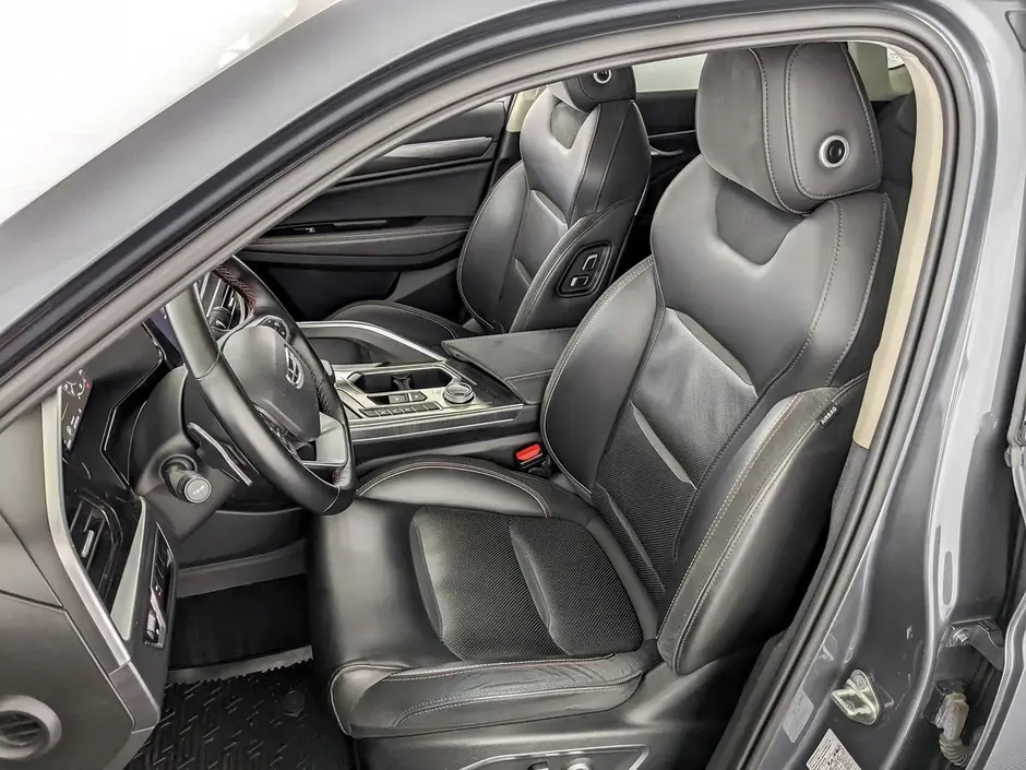 Geely Tugella, 2022 г.