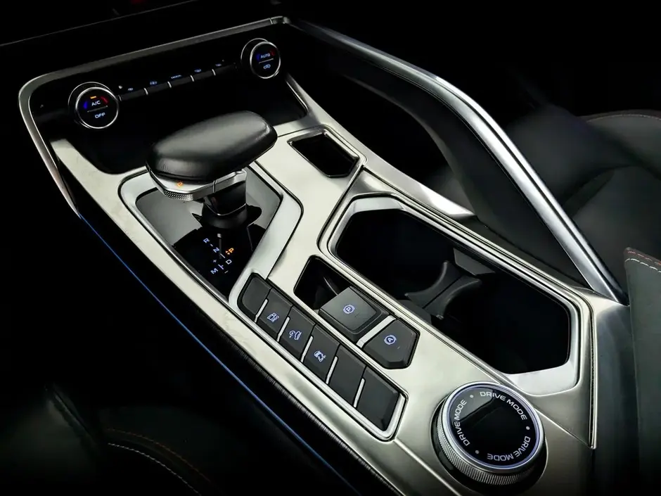 Geely Tugella, 2022 г.