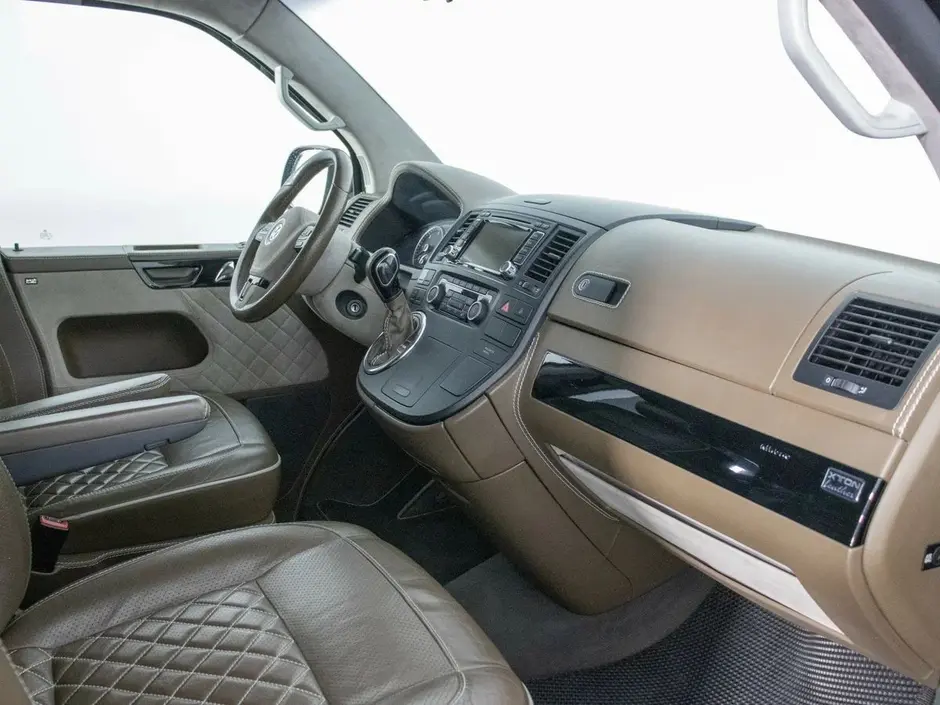 Volkswagen Multivan, 2009 г.