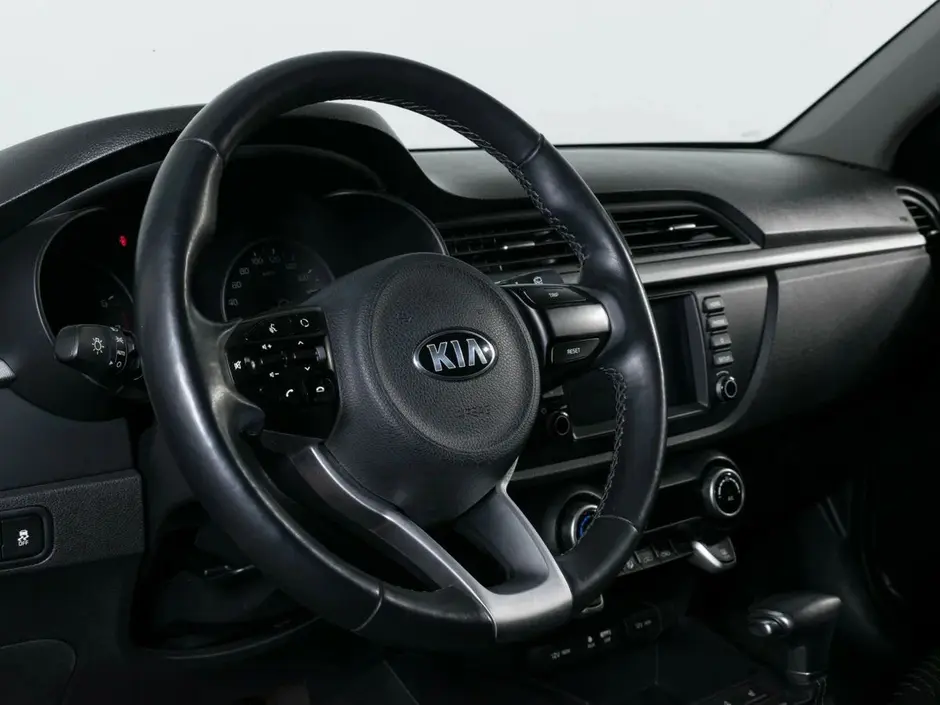 Kia Rio X-Line, 2018 г.