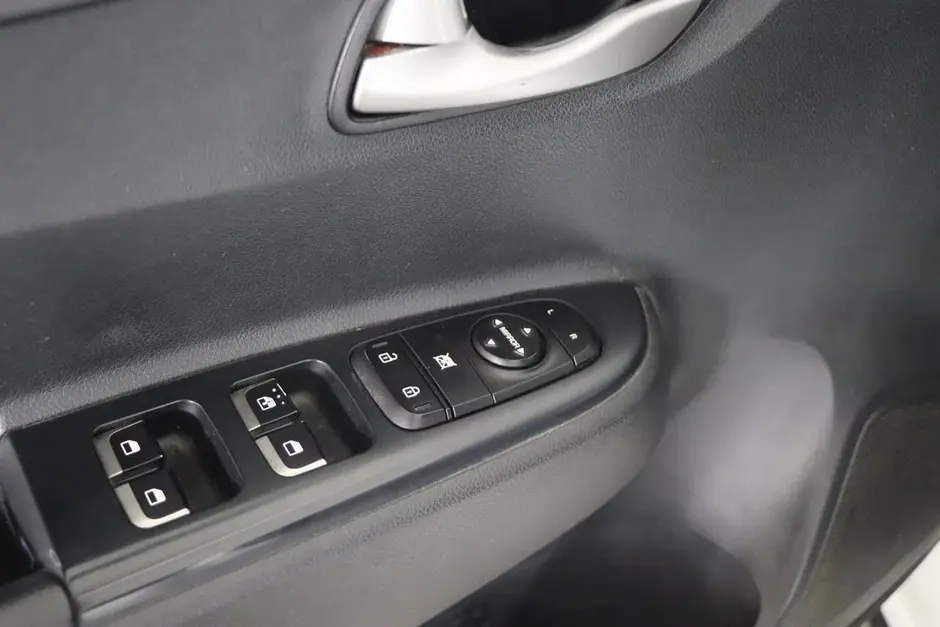 Kia Rio X-Line, 2018 г.