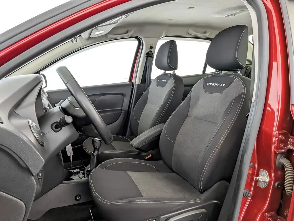 Renault Logan, 2021 г.