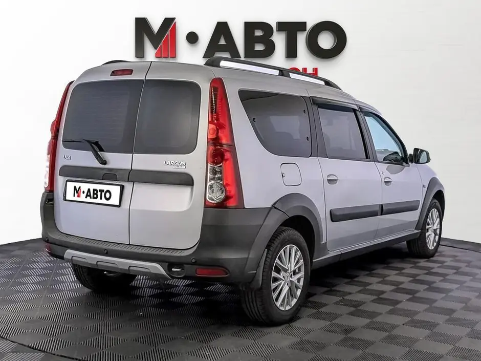 LADA (ВАЗ) Largus, 2017 г.