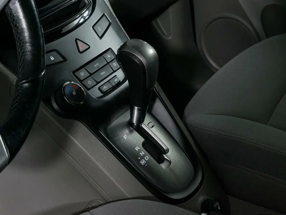 Chevrolet Orlando, 2012 г.