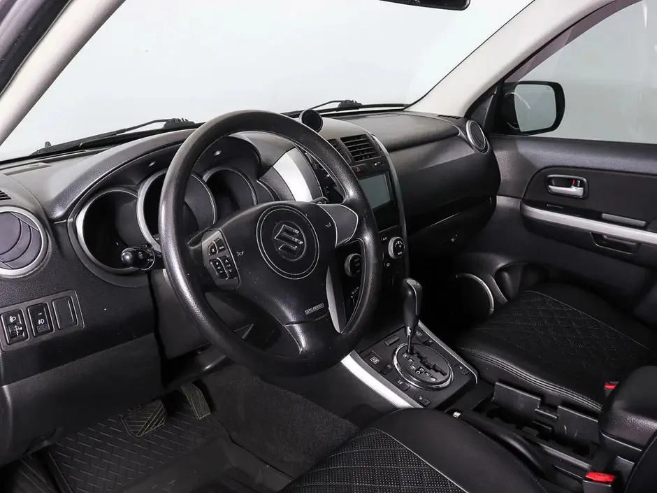 Suzuki Grand Vitara, 2010 г.