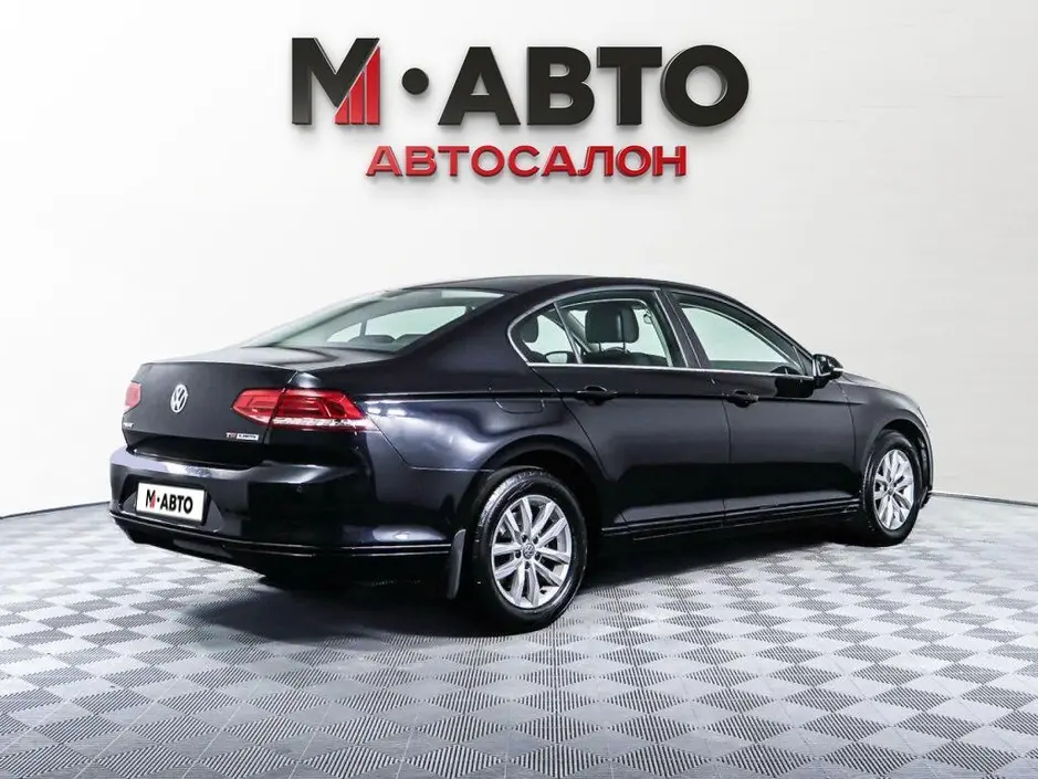 Volkswagen Passat, 2015 г.