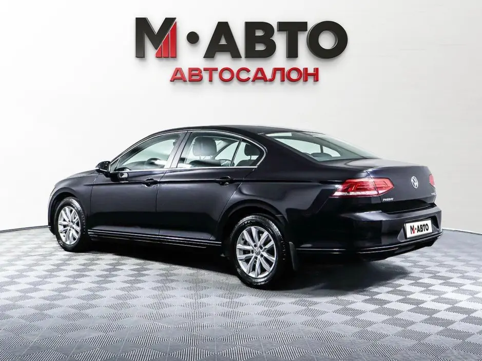 Volkswagen Passat, 2015 г.