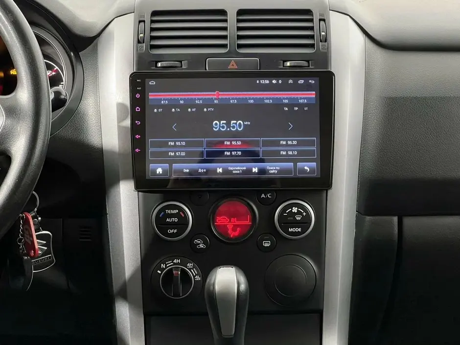 Suzuki Grand Vitara, 2010 г.