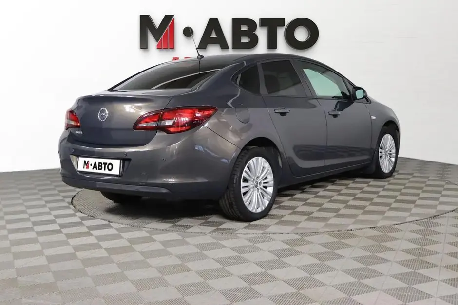 Opel Astra, 2012 г.