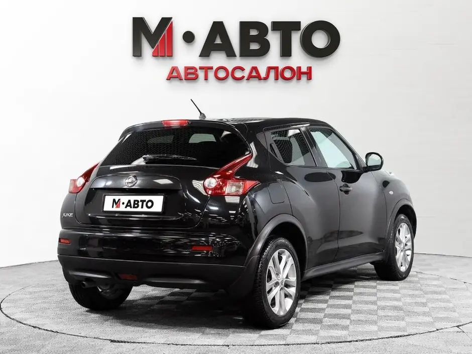 Nissan Juke, 2010 г.