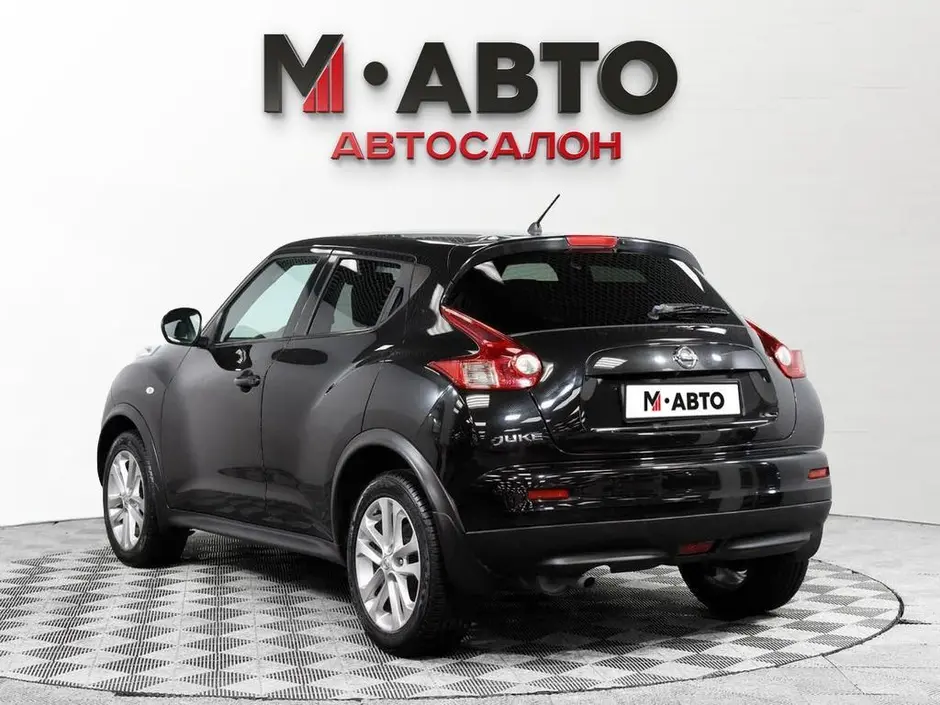 Nissan Juke, 2010 г.