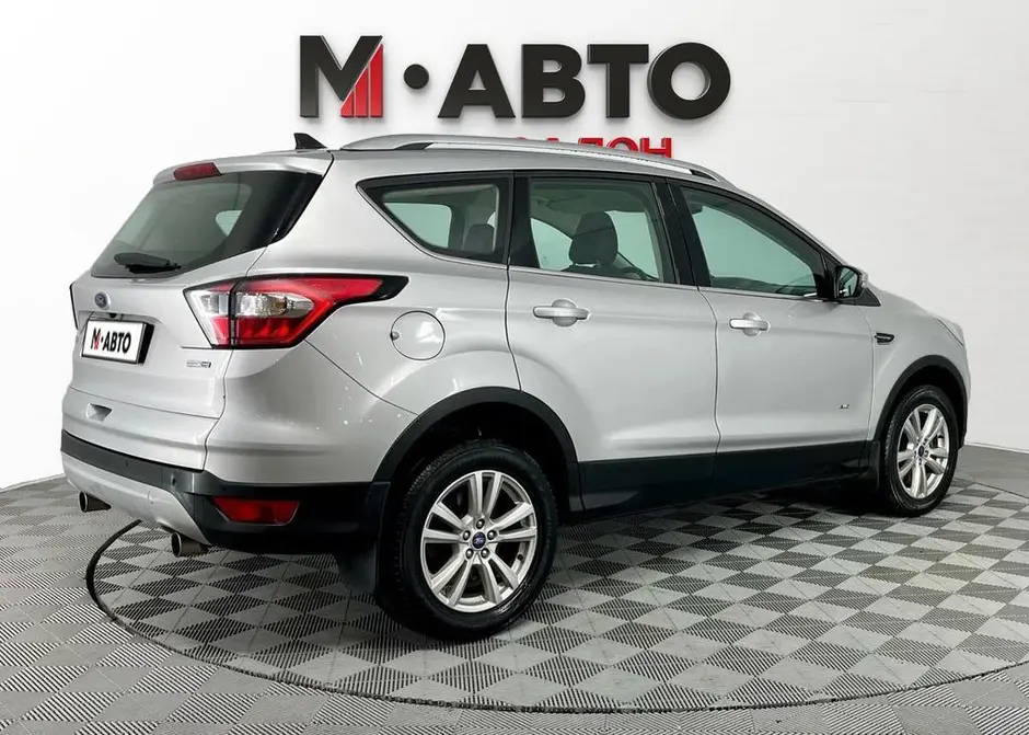 Ford Kuga, 2018 г.