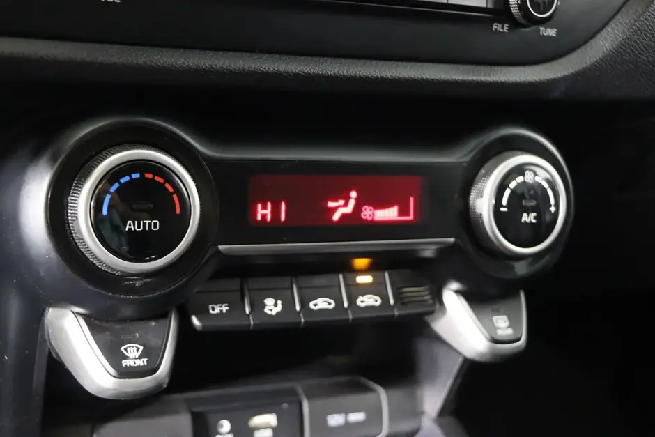 Kia Rio X-Line, 2019 г.