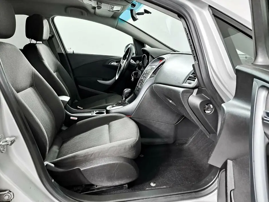 Opel Astra, 2014 г.