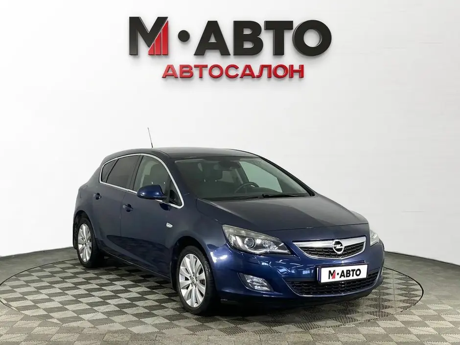 Opel Astra, 2012 г.