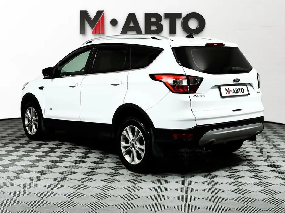 Ford Kuga, 2018 г.