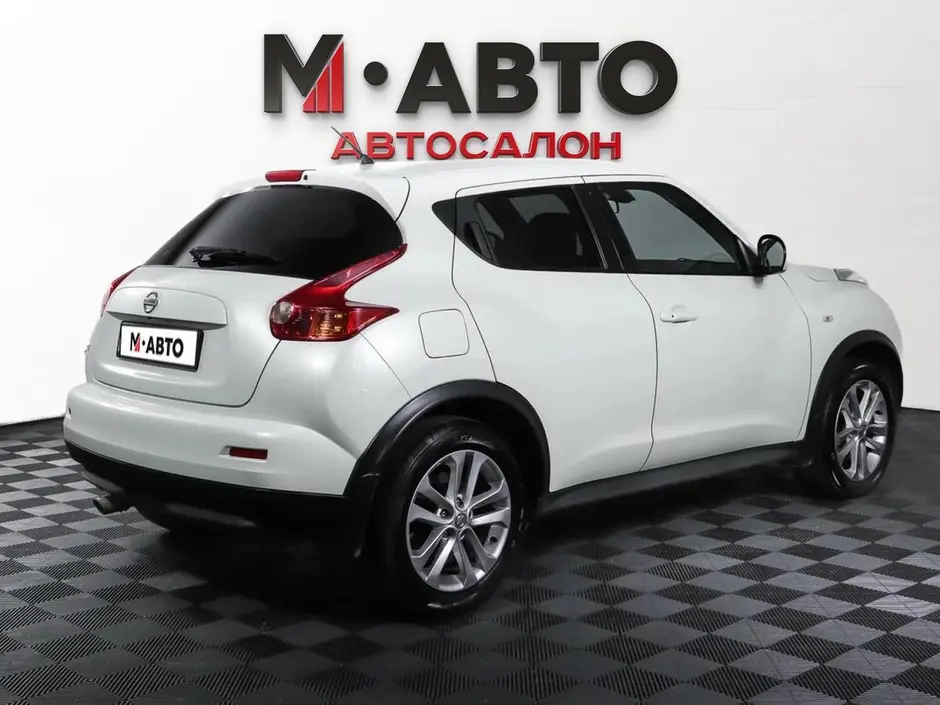 Nissan Juke, 2011 г.