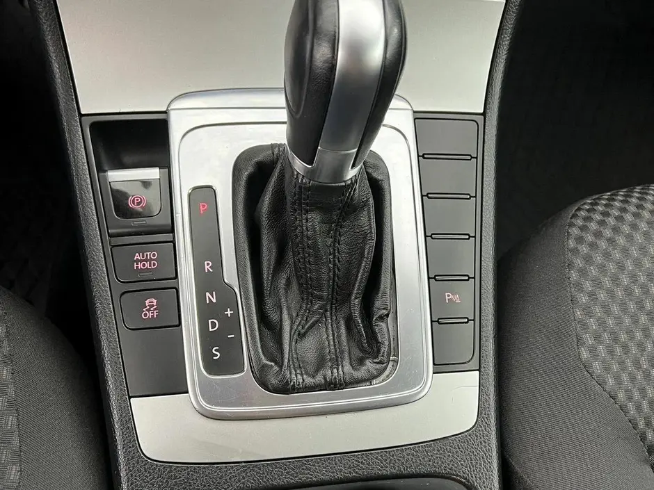 Volkswagen Passat, 2013 г.