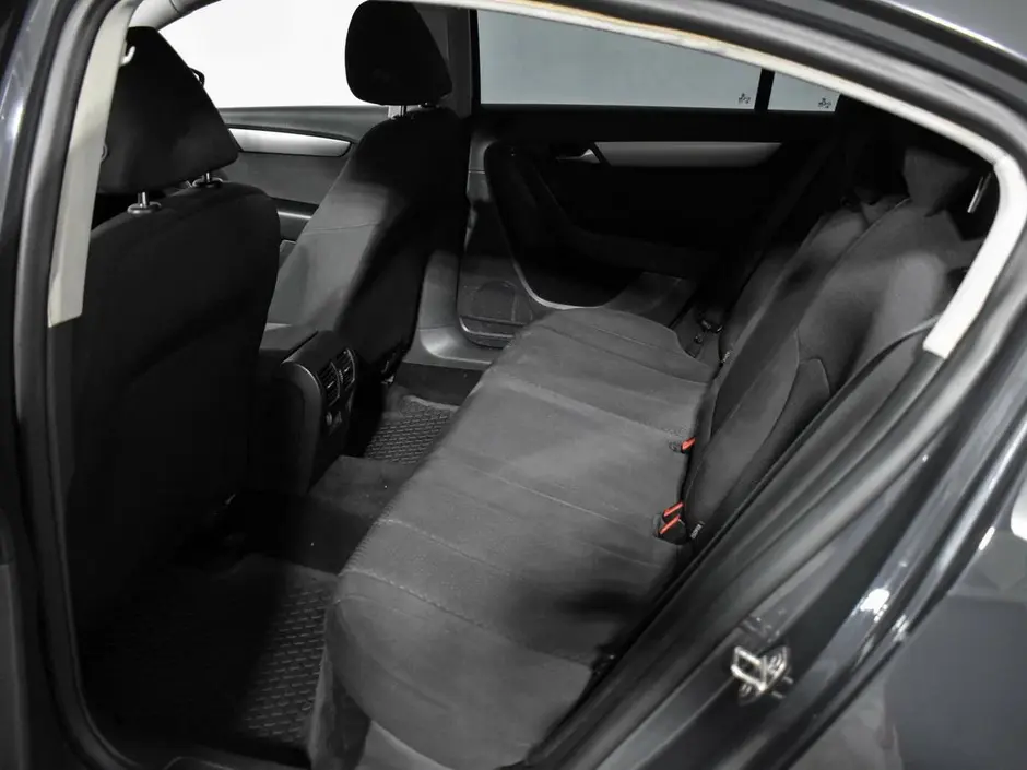 Volkswagen Passat, 2013 г.