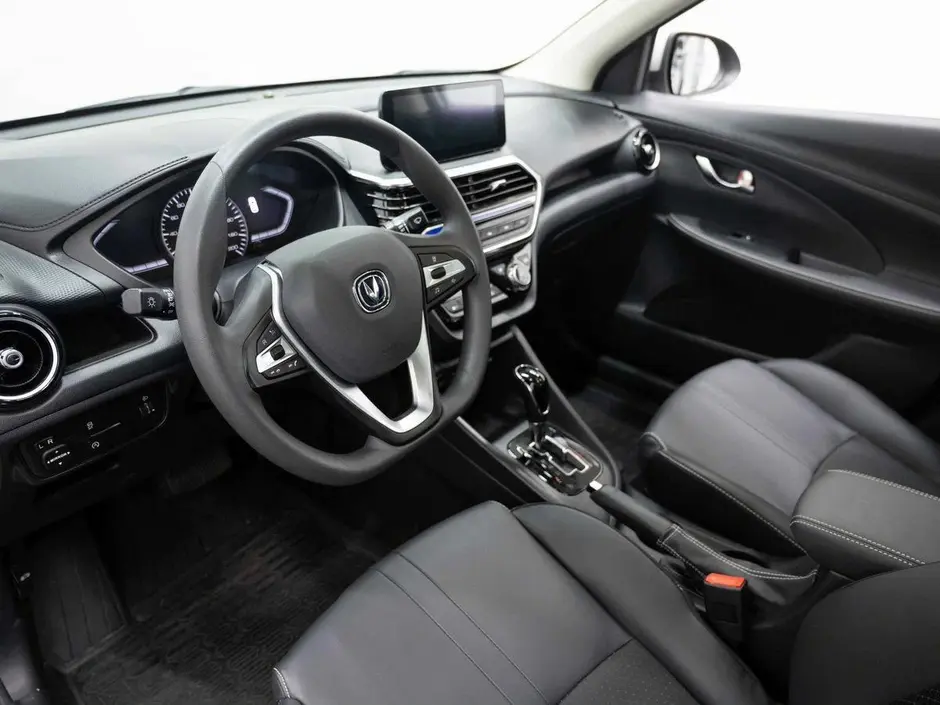 Changan Alsvin, 2023 г.